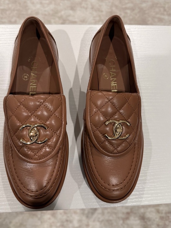 CHANEL Shoes - CHANEL CC LOGO brown Lambskin Loafers.